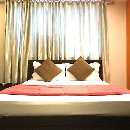 مومباي Arista Service Apartments المظهر الخارجي الصورة