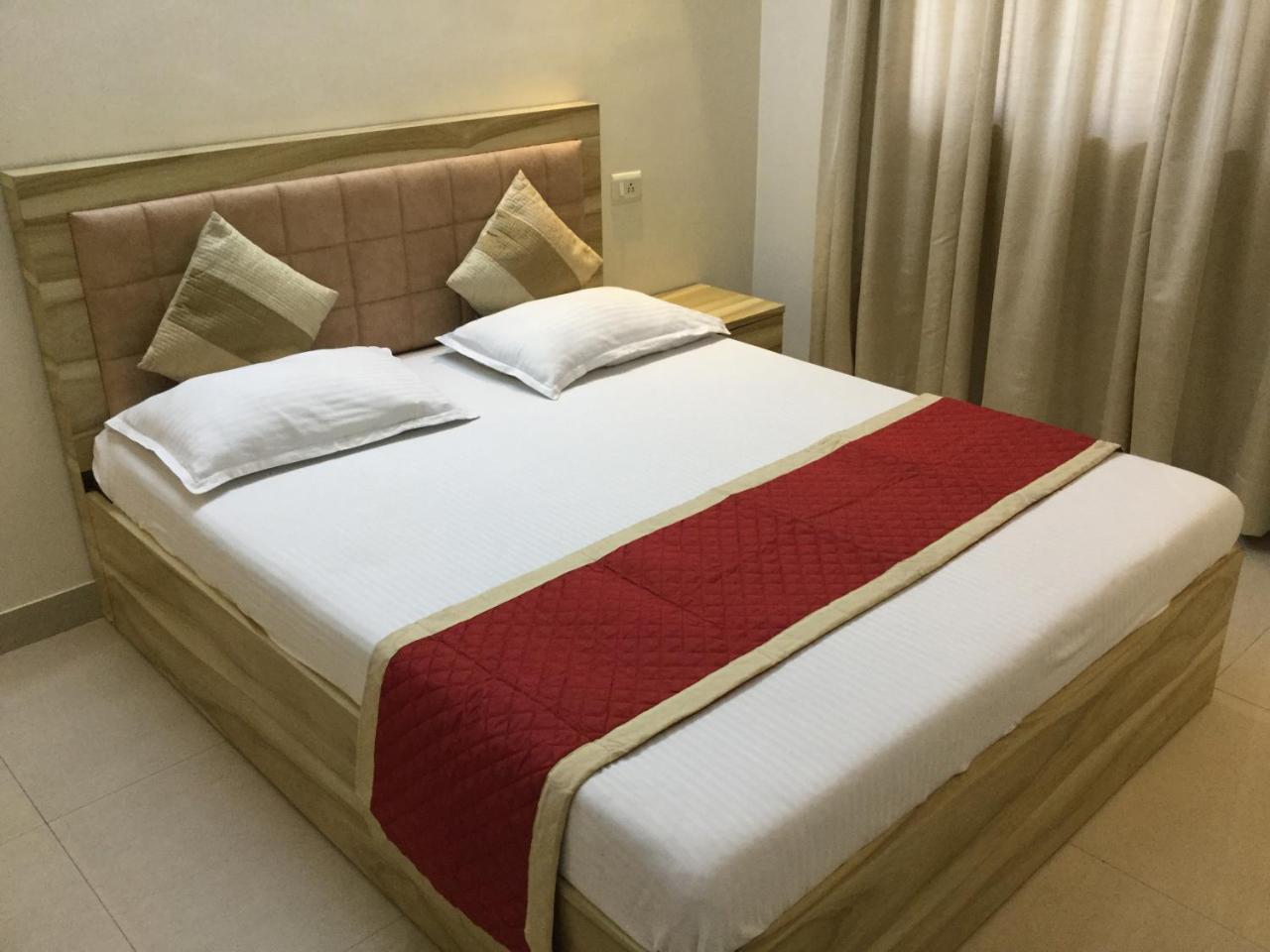 مومباي Arista Service Apartments المظهر الخارجي الصورة